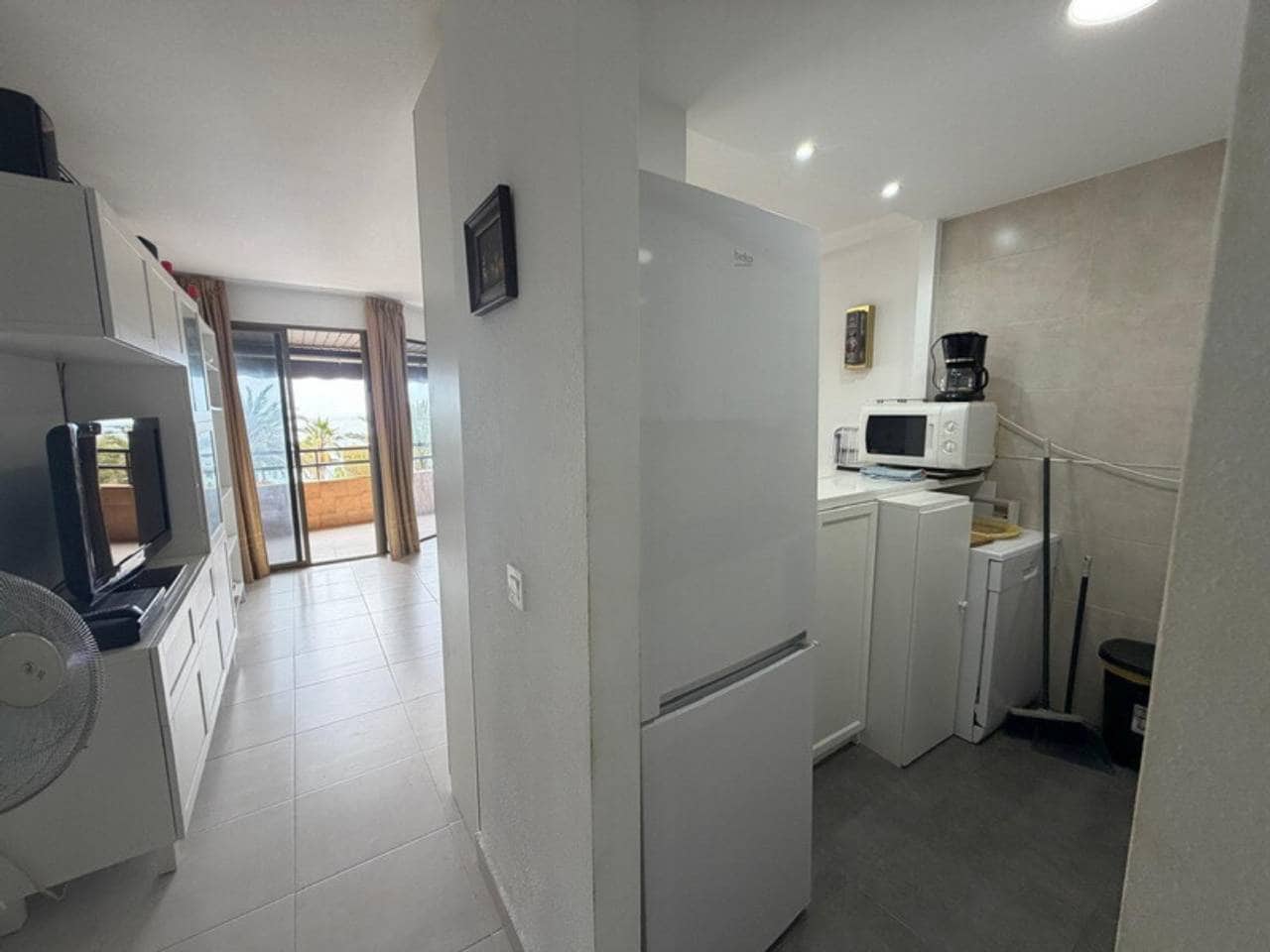 1 makuuhuone Huoneisto myytävänä paikassa Velilla mukana uima-altaan - 270 000 € (Ref: 9898455)
