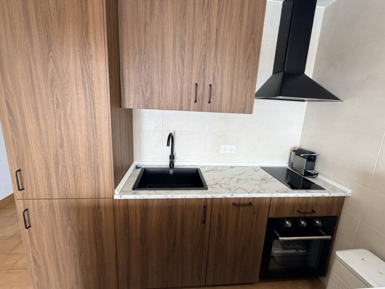 Appartement de 2 chambres à louer à Velilla avec piscine garage - 1 000 € (Ref: 9916351)