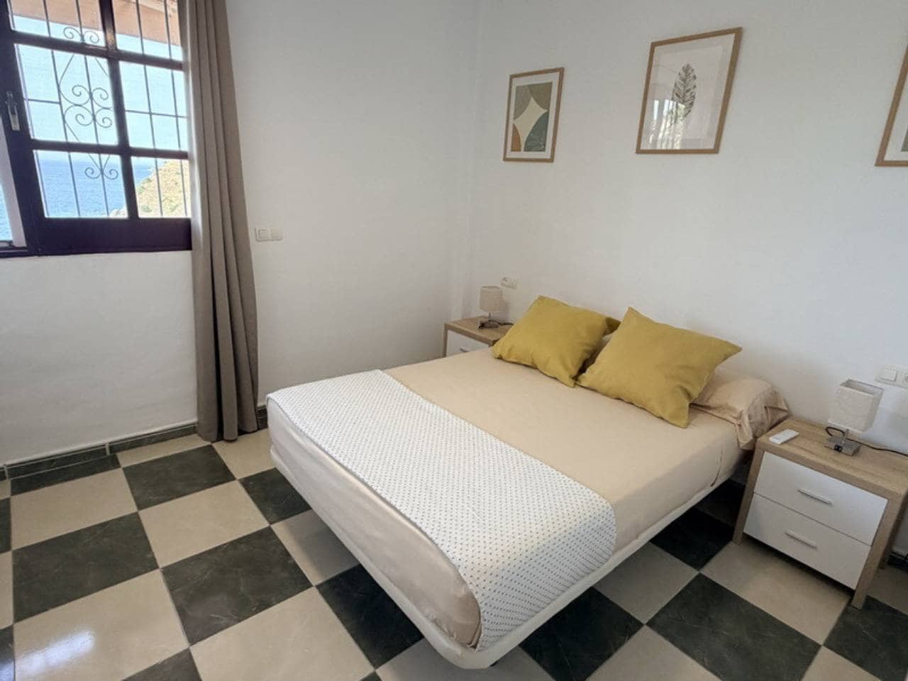 Villa/Maison de 3 chambres à louer à Taramay avec piscine - 1 300 € (Ref: 9921388)
