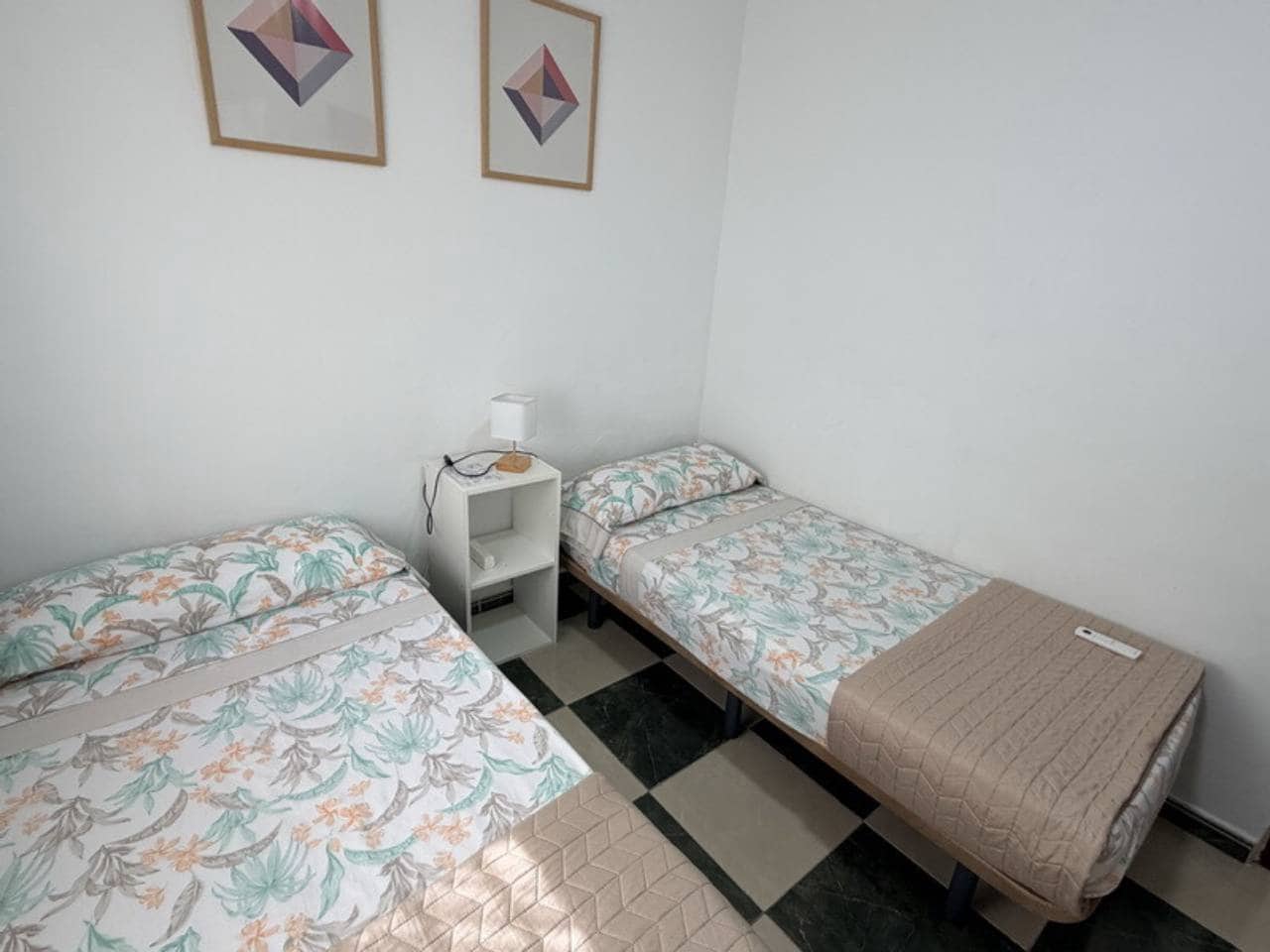 Villa/Maison de 3 chambres à louer à Taramay avec piscine - 1 300 € (Ref: 9921388)