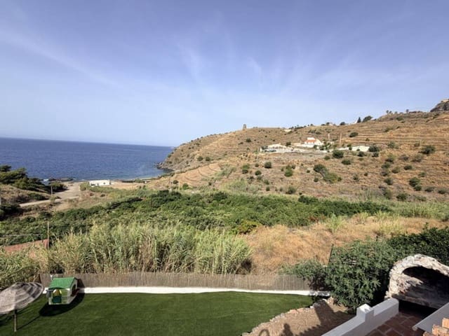 Villa/Maison de 3 chambres à louer à Taramay, Almuñécar avec piscine - 1 300 € (Ref: 9921388)