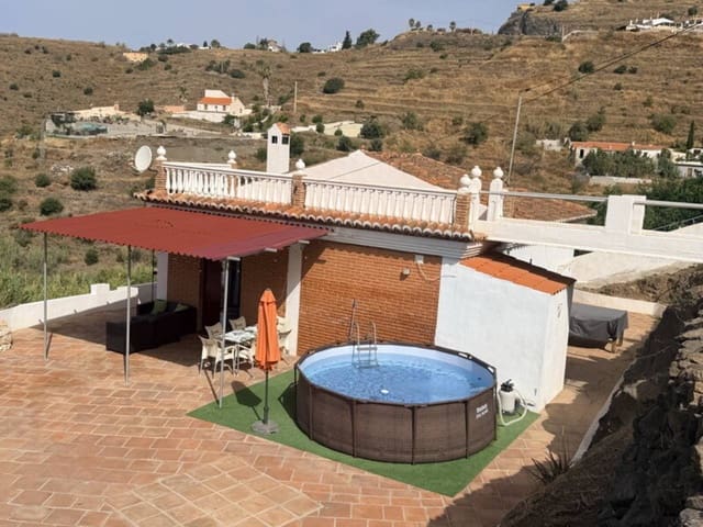 Villa/Maison de 3 chambres à louer à Taramay, Almuñécar avec piscine - 1 300 € (Ref: 9921388)