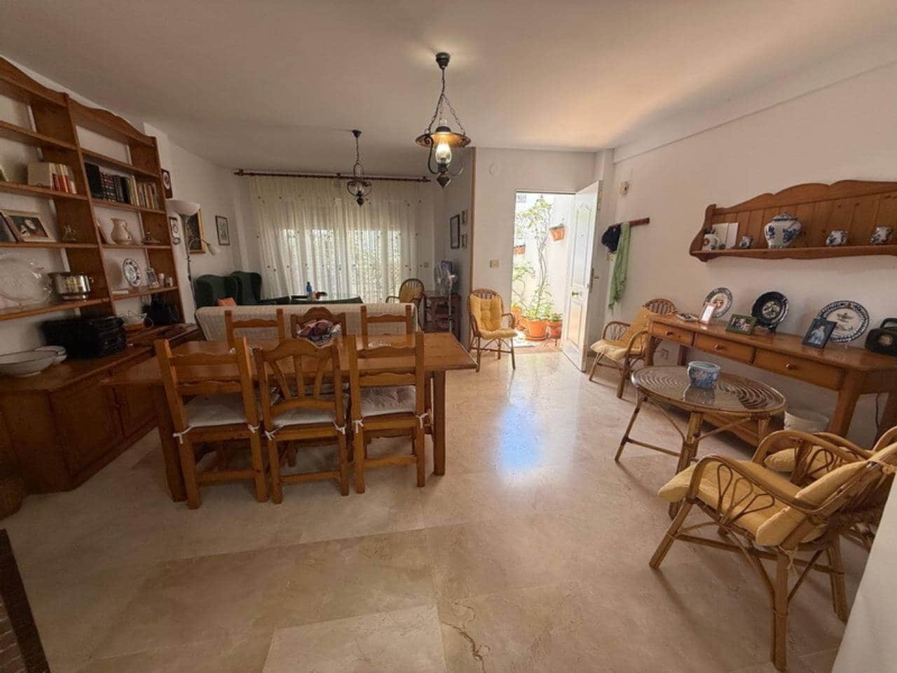 3 bedroom Townhouse for sale in Velilla with pool garage - € 275,000 (Ref: 9929984)