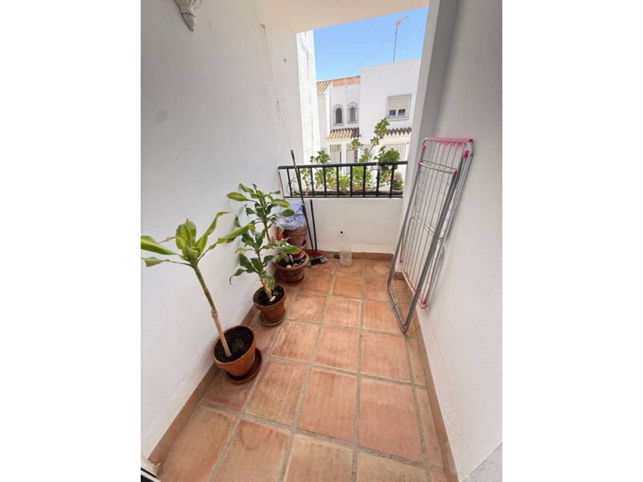 3 bedroom Townhouse for sale in Velilla with pool garage - € 275,000 (Ref: 9929984)