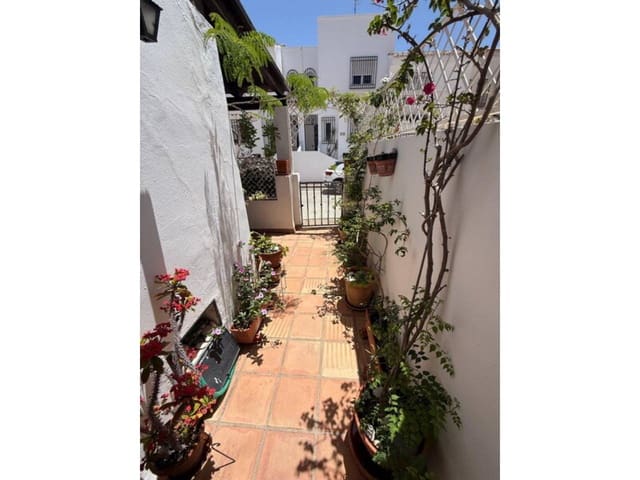 3 Zimmer Haus zu verkaufen in Velilla, Almuñécar mit Pool Garage - 275.000 € (Ref: 9929984)
