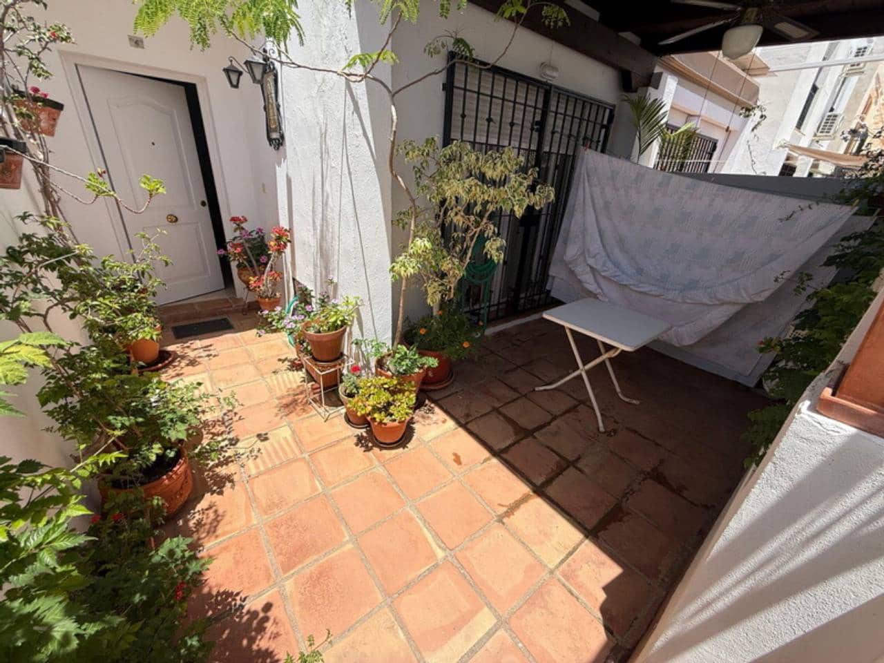 3 bedroom Townhouse for sale in Velilla with pool garage - € 275,000 (Ref: 9929984)