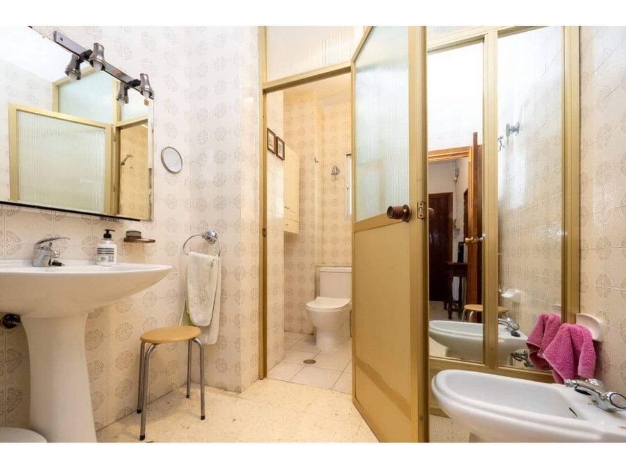 2 soverom Leilighet til salgs i Velilla med svømmebasseng garasje - € 328 000 (Ref: 9972539)