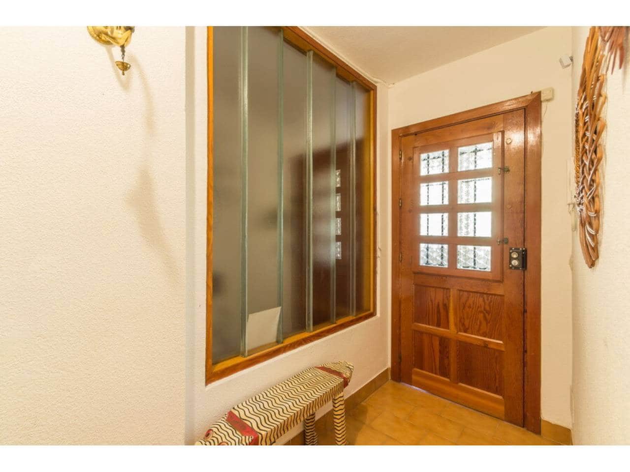 2 soverom Leilighet til salgs i Velilla med svømmebasseng garasje - € 285 000 (Ref: 9974544)