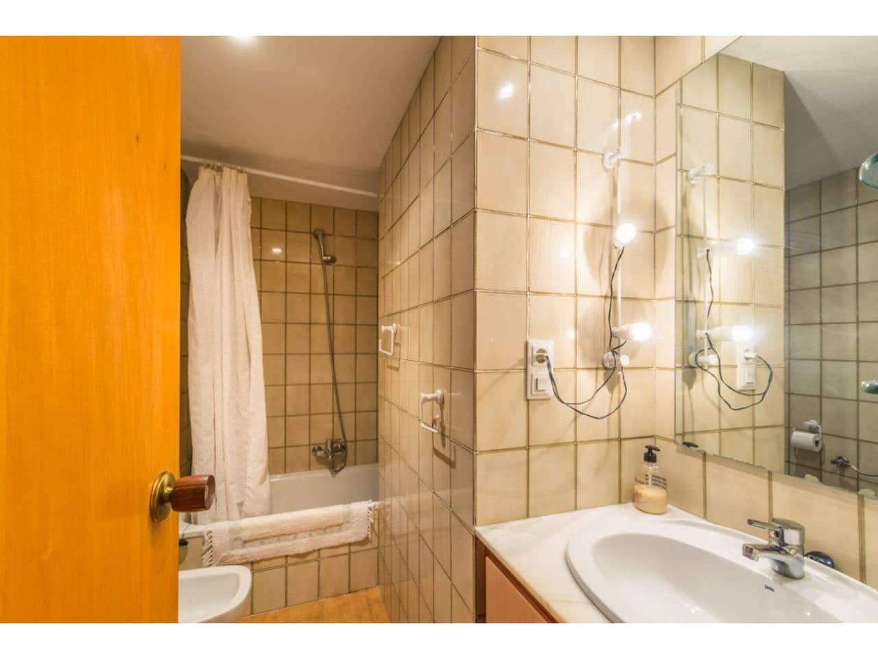 2 soverom Leilighet til salgs i Velilla med svømmebasseng garasje - € 285 000 (Ref: 9974544)