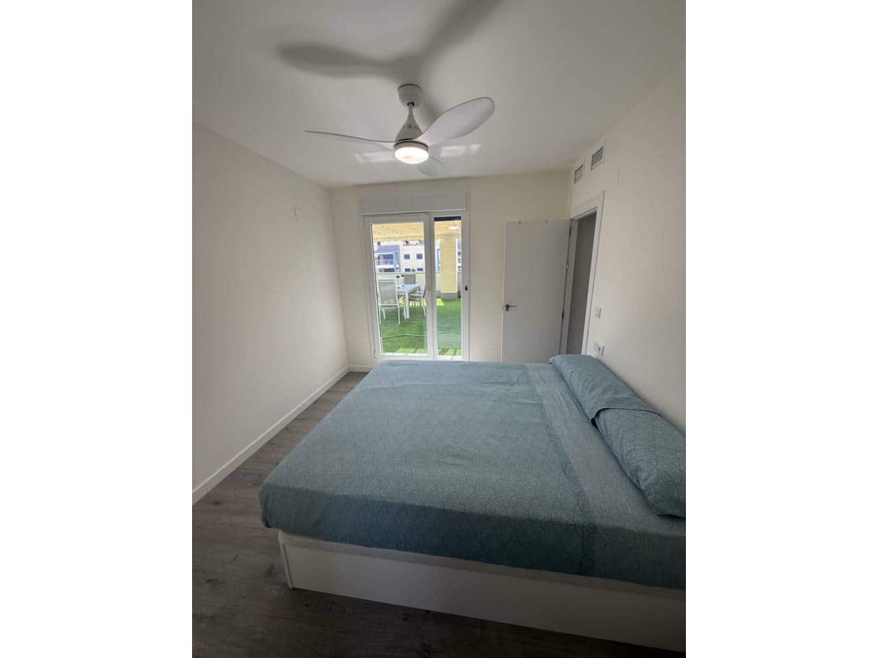 3 soverom Penthouse til leie i Taramay med svømmebasseng garasje - € 2 000 (Ref: 9974546)