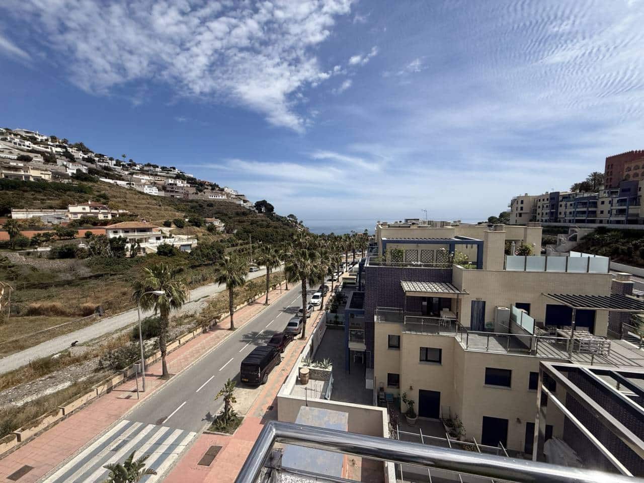 3 soverom Penthouse til leie i Taramay med svømmebasseng garasje - € 2 000 (Ref: 9974546)