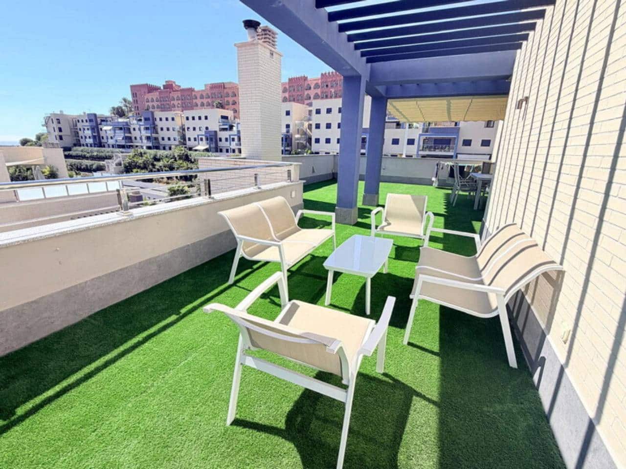 3 soverom Penthouse til leie i Taramay med svømmebasseng garasje - € 1 800 (Ref: 9974546)