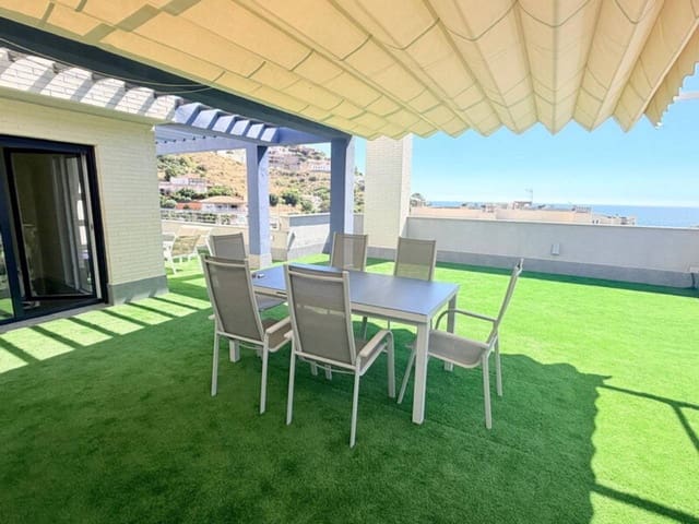 3 soverom Penthouse til leie i Taramay, Almuñécar med svømmebasseng garasje - € 1 800 (Ref: 9974546)