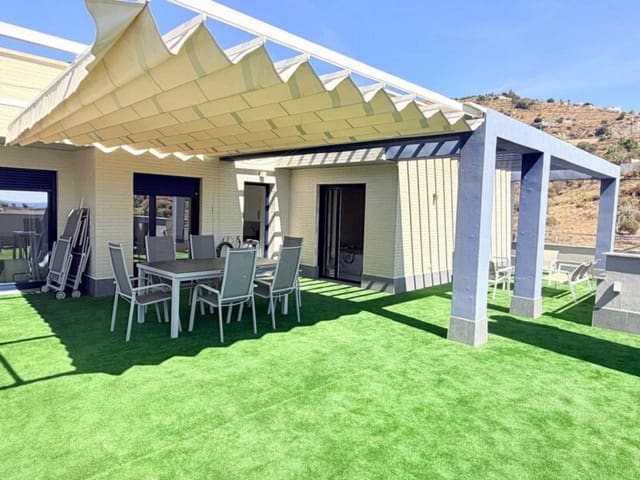 3 soverom Penthouse til leie i Taramay, Almuñécar med svømmebasseng garasje - € 1 800 (Ref: 9974546)