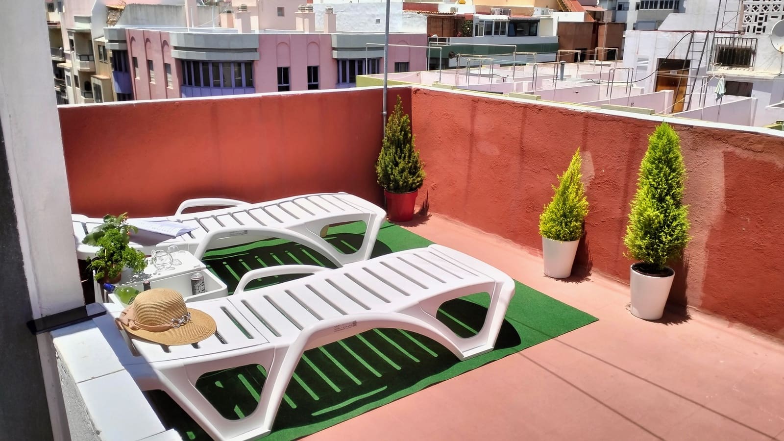 1 soveværelse Lejlighed til leje i Las Palmas de Gran Canaria - € 1.200 (Ref: 8194048)