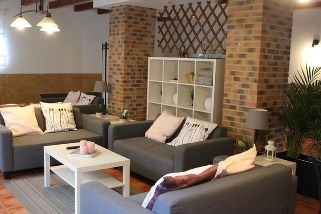 32 bedroom Hotel for sale in Cabrales - € 1,400,000 (Ref: 8861619)