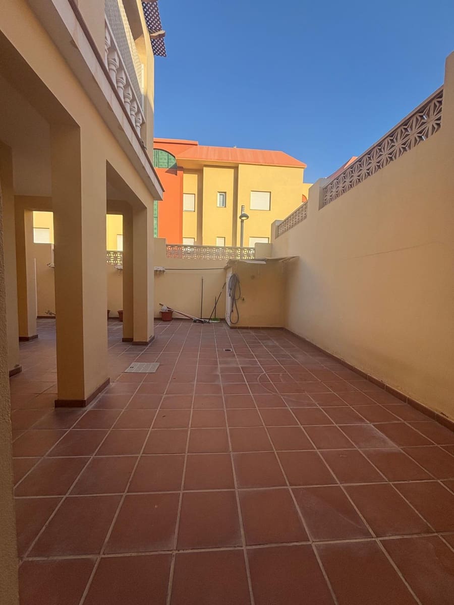 4 soveværelse Villa til salg i Pajara med garage - € 430.000 (Ref: 9066405)