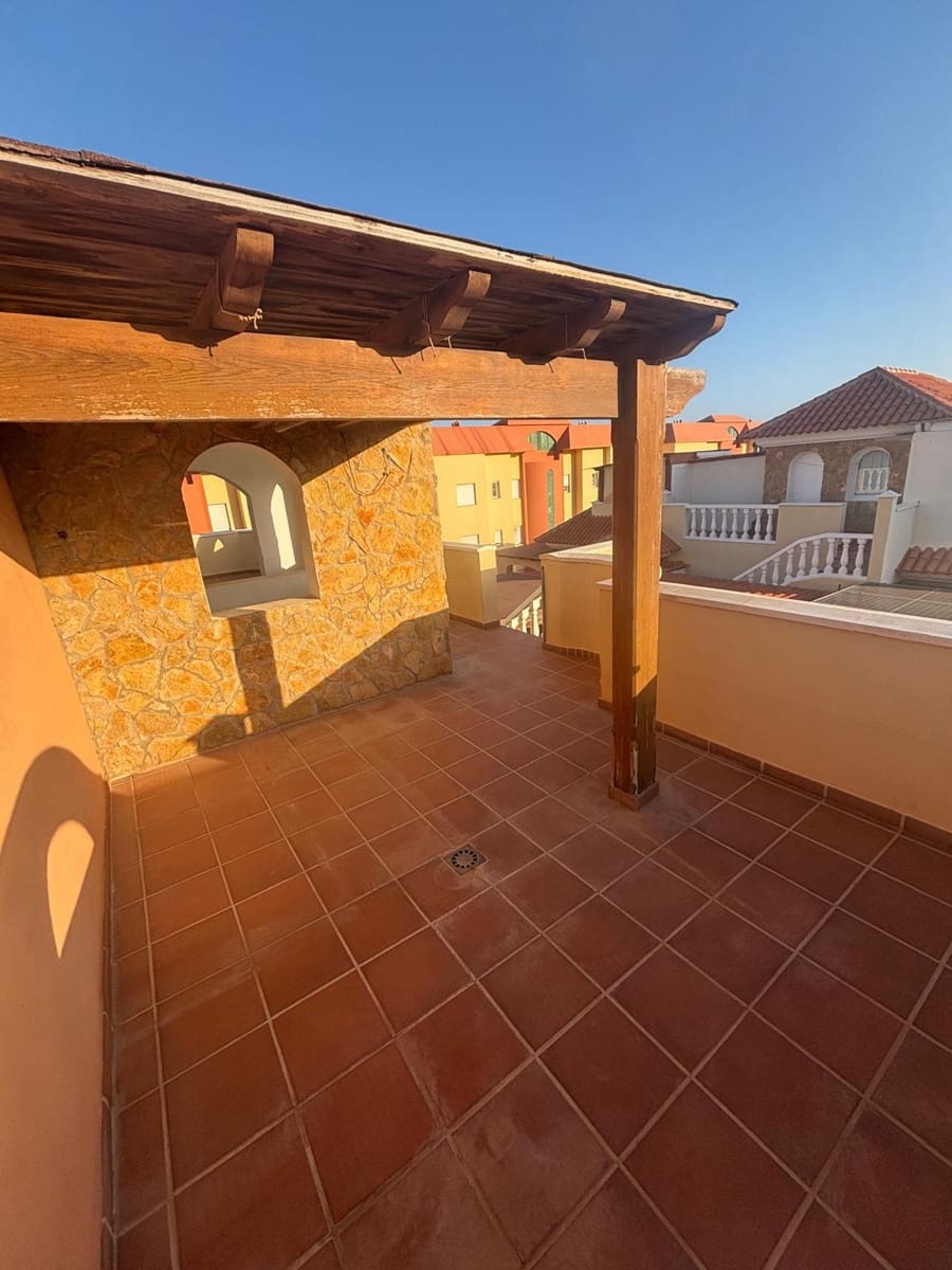 4 soveværelse Villa til salg i Pajara med garage - € 430.000 (Ref: 9066405)