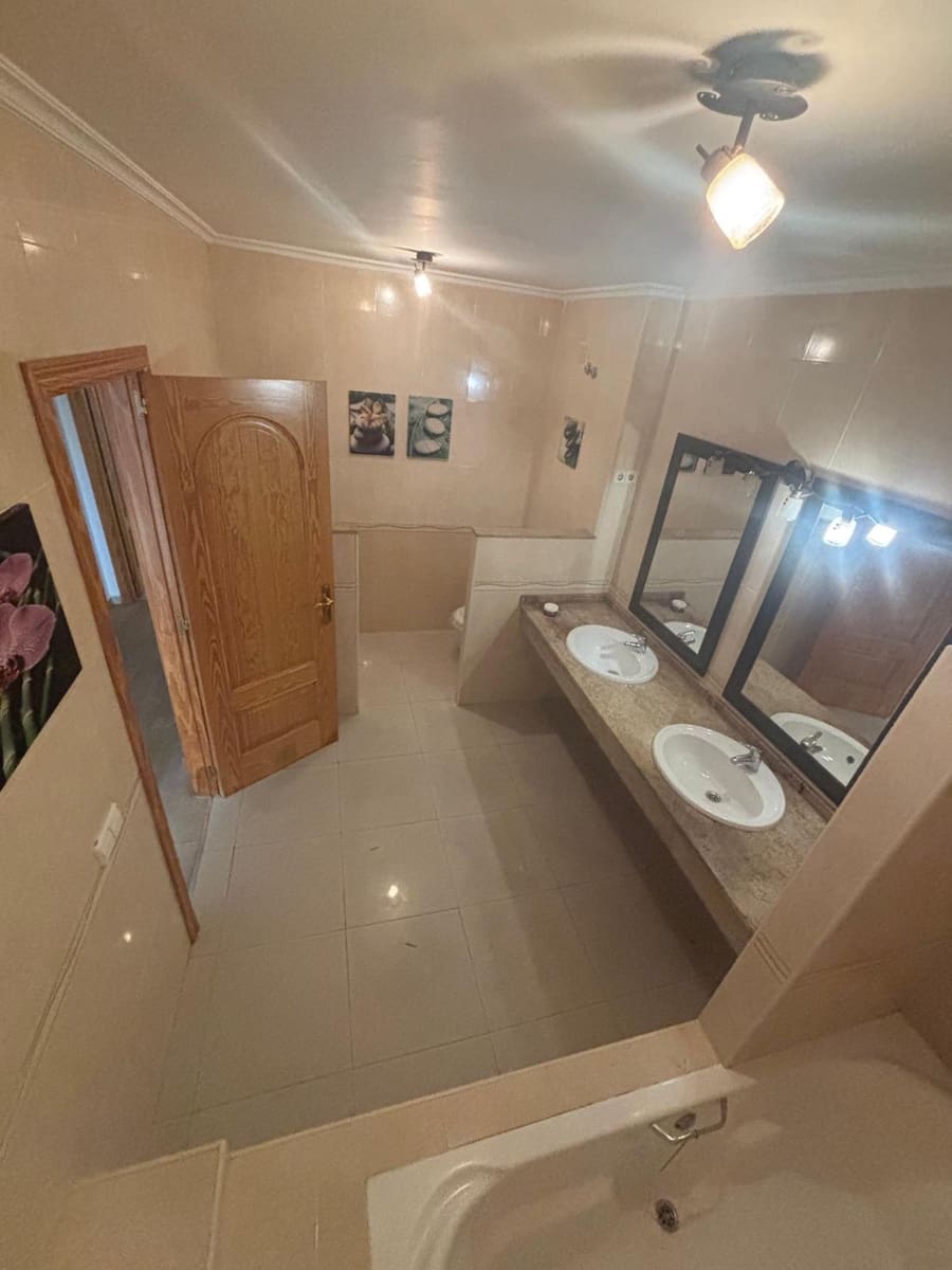 4 soveværelse Villa til salg i Pajara med garage - € 430.000 (Ref: 9066405)