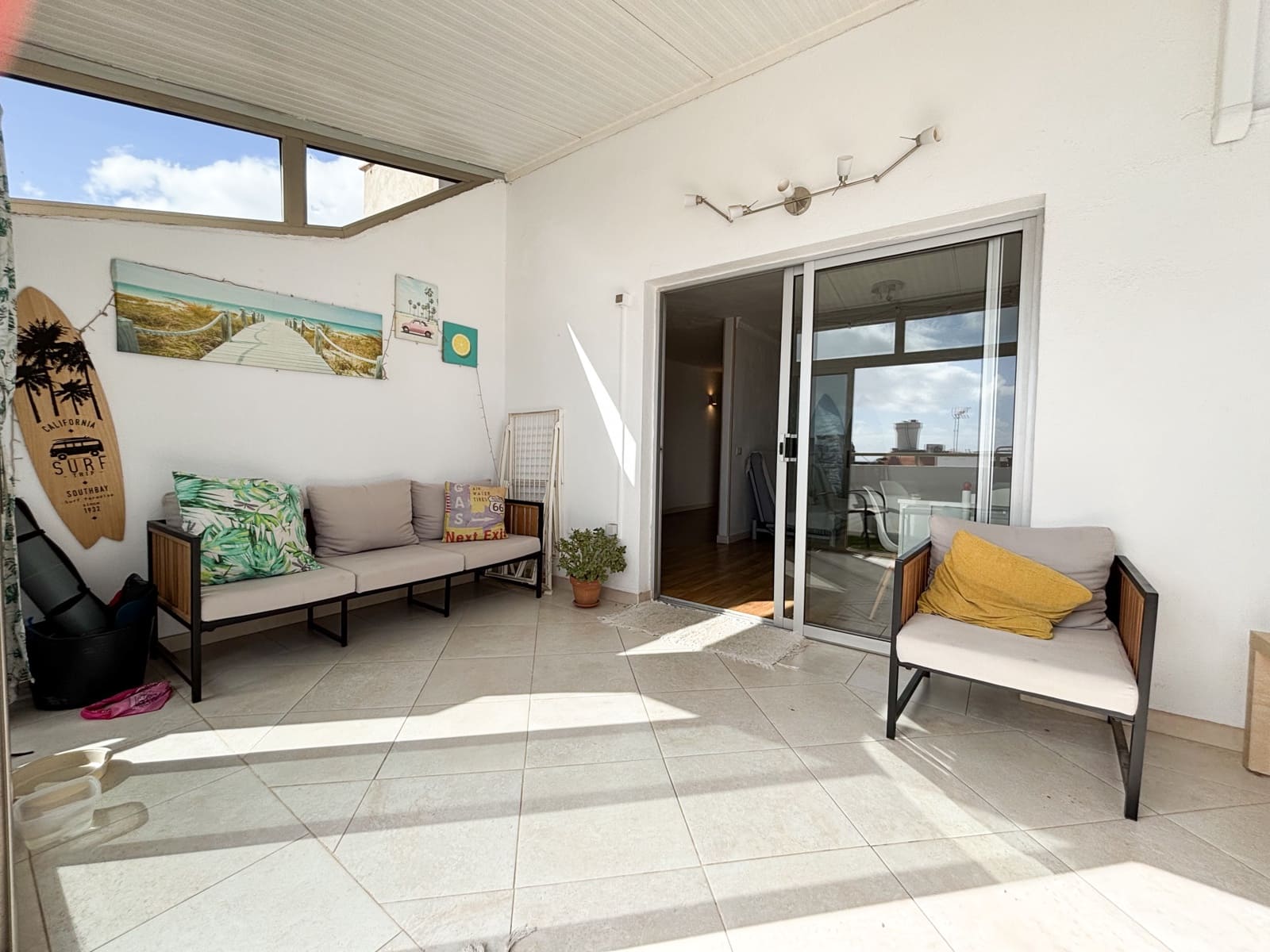 2 bedroom Penthouse for sale in Santa Lucia de Tirajana - € 175,000 (Ref: 9525547)