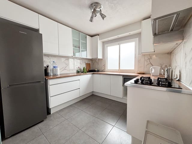 2 bedroom Penthouse for sale in Santa Lucía de Tirajana - € 175,000 (Ref: 9525547)