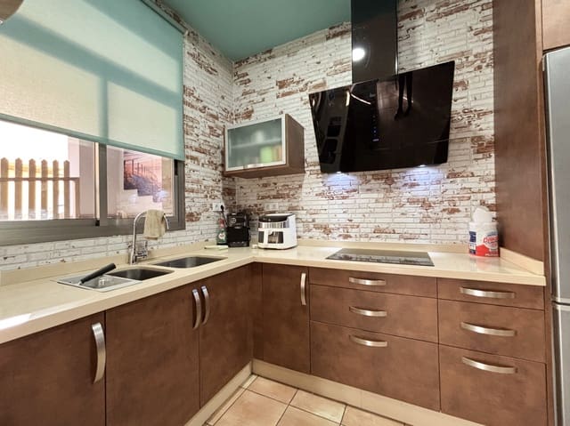 2 bedroom Flat for sale in Arinaga, Agüimes - € 270,000 (Ref: 9803706)