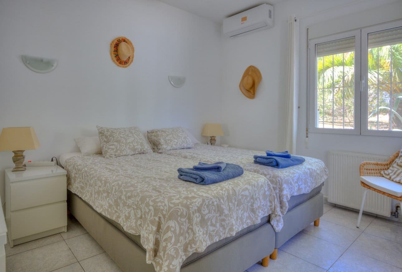 3 soveværelse Villa til salg i Moraira med swimmingpool garage - € 915.000 (Ref: 10008044)
