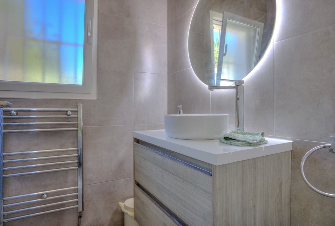 3 soveværelse Villa til salg i Moraira med swimmingpool garage - € 915.000 (Ref: 10008044)