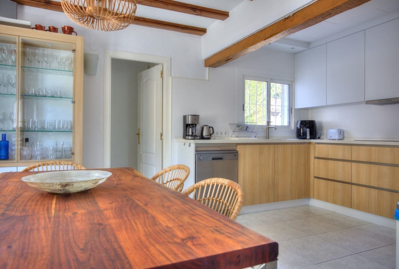 3 soveværelse Villa til salg i Moraira med swimmingpool garage - € 915.000 (Ref: 10008044)