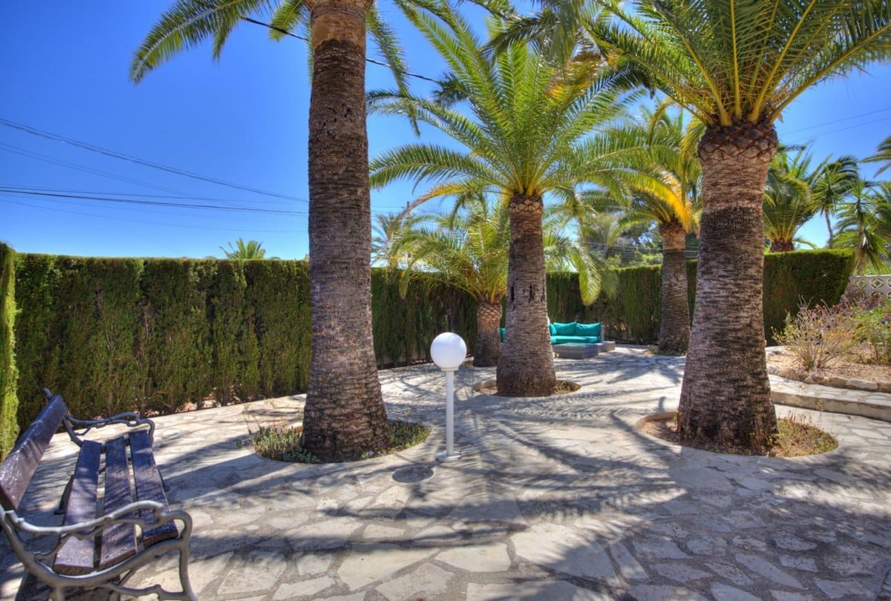 3 soveværelse Villa til salg i Moraira med swimmingpool garage - € 915.000 (Ref: 10008044)