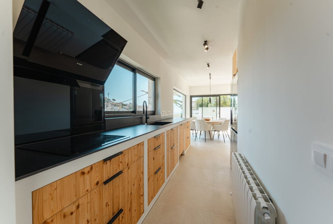 4 camera da letto Villa in vendita in Montemar con piscina garage - 1.100.000 € (Rif: 10023182)