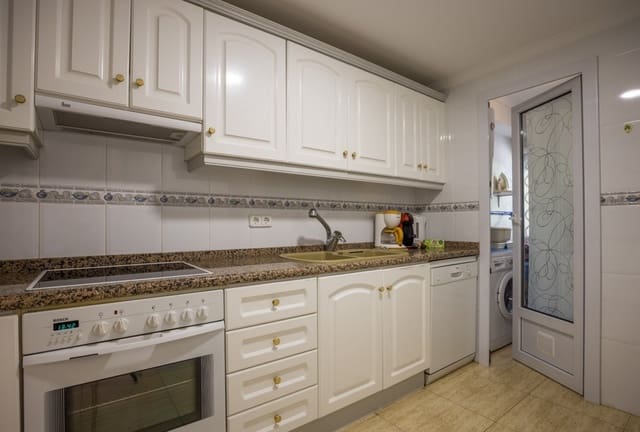 2 makuuhuone Huoneisto myytävänä paikassa Moraira, Teulada-Moraira mukana uima-altaan 
autotalli - 692 000 € (Ref: 10023183)