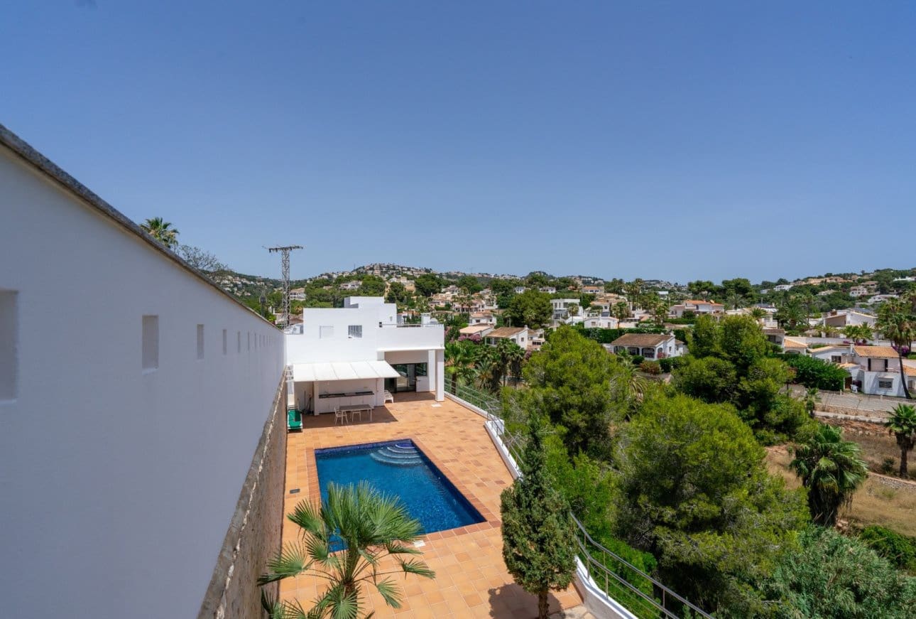 3 bedroom Villa for sale in Benissa with pool garage - € 790,000 (Ref: 10029551)