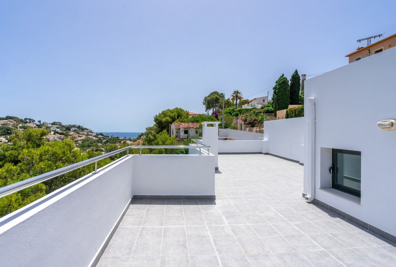 3 bedroom Villa for sale in Benissa with pool garage - € 790,000 (Ref: 10029551)