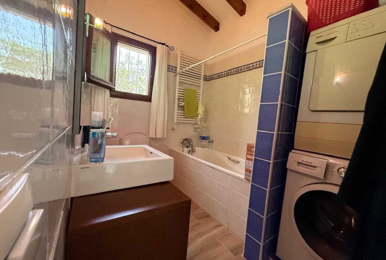 4 soveværelse Villa til salg i Moraira med swimmingpool - € 595.000 (Ref: 10043539)
