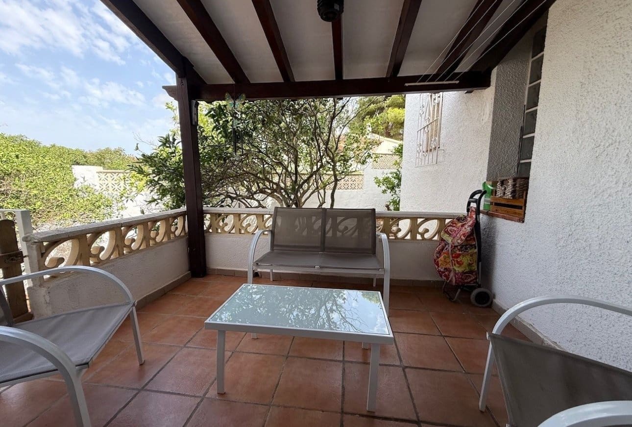 4 soveværelse Villa til salg i Moraira med swimmingpool - € 595.000 (Ref: 10043539)