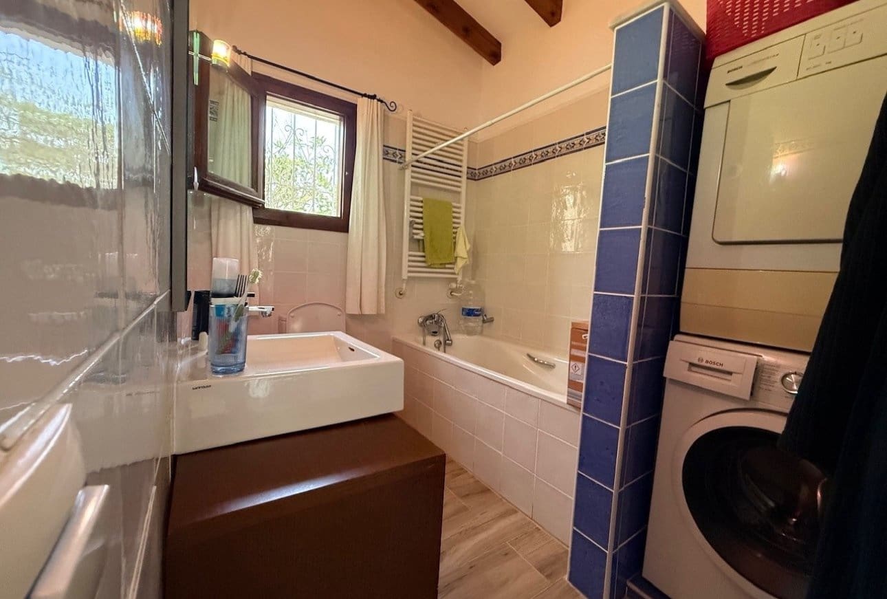 4 soveværelse Villa til salg i Moraira med swimmingpool - € 595.000 (Ref: 10043539)