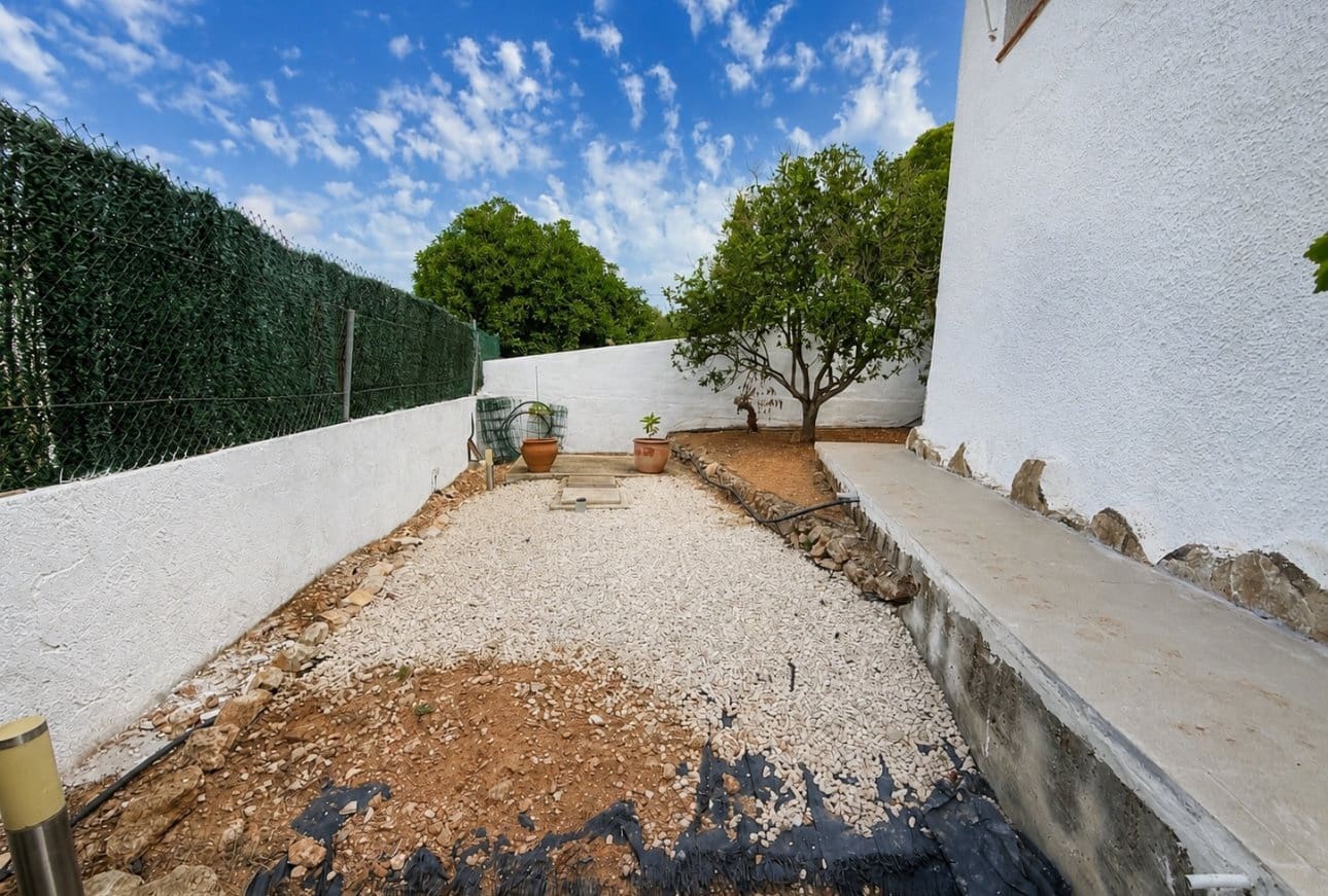 4 makuuhuone Huvila myytävänä paikassa Moraira mukana uima-altaan - 595 000 € (Ref: 10043539)