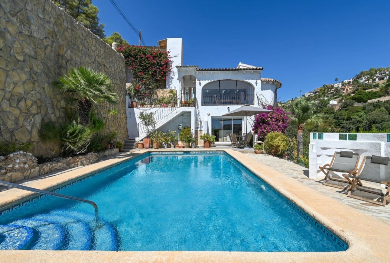 3 chambre Villa/Maison à vendre à Benissa avec piscine - 760 000 € (Ref: 10044033)