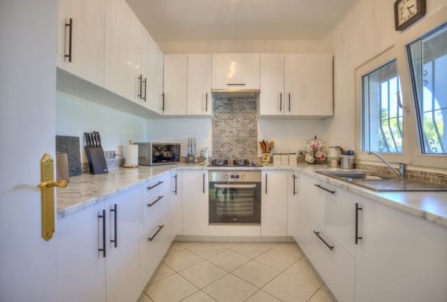 5 soverom Villa til salgs i Parcent med garasje - € 360 000 (Ref: 10049796)