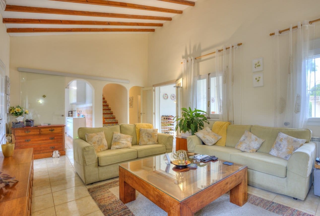 4 slaapkamer Villa te koop in Benissa met zwembad garage - € 599.000 (Ref: 10065682)