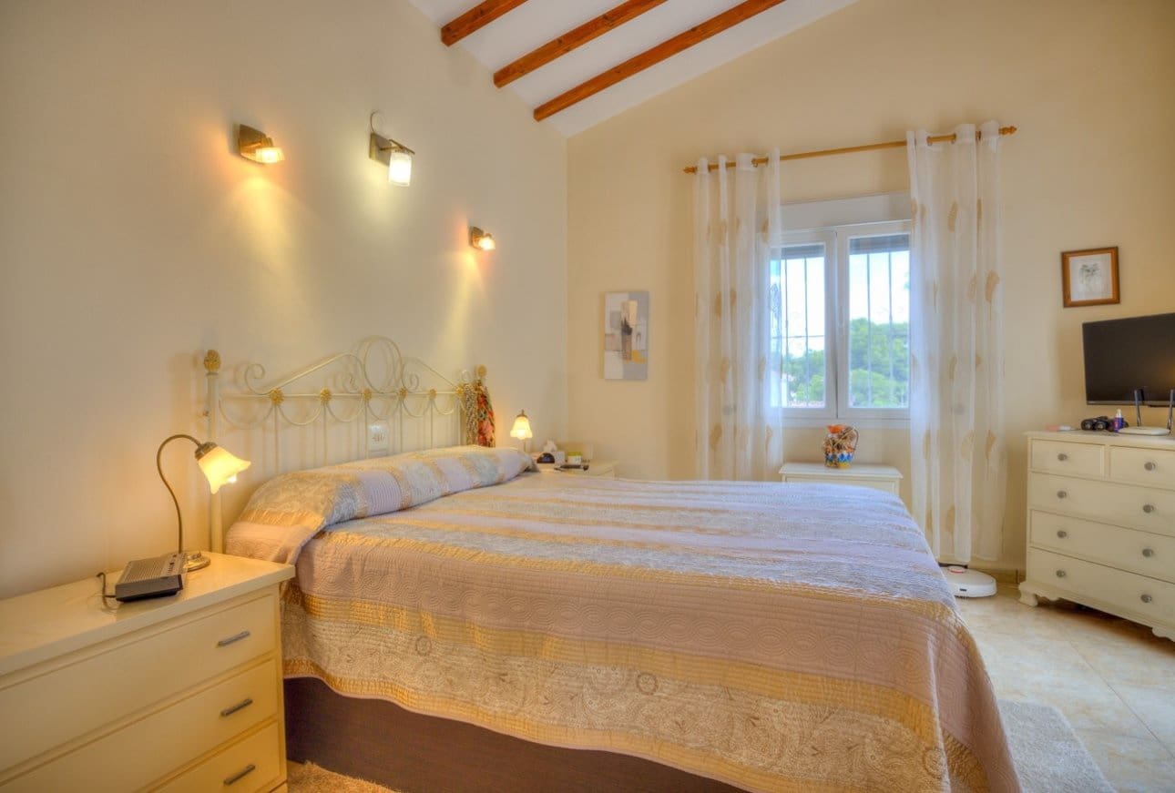 4 slaapkamer Villa te koop in Benissa met zwembad garage - € 599.000 (Ref: 10065682)