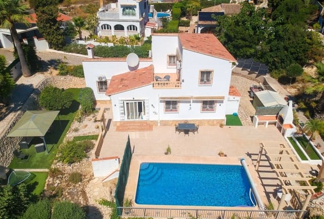 4 Zimmer Villa zu verkaufen in Benissa mit Pool Garage - 599.000 € (Ref: 10065682)