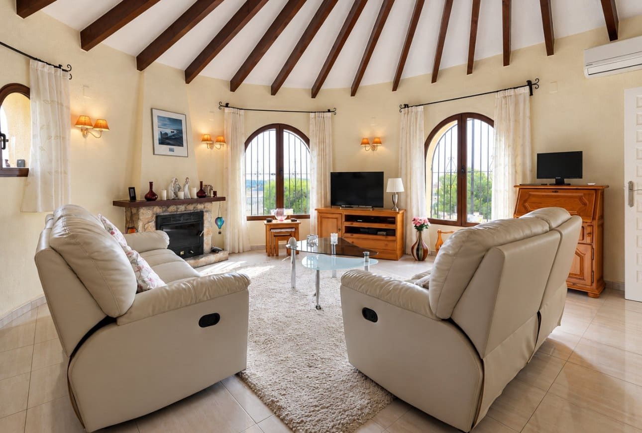 3 chambre Villa/Maison à vendre à Cumbre del Sol avec piscine garage - 599 995 € (Ref: 10124844)