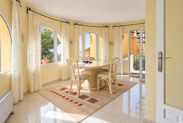 3 soveværelse Villa til salg i Cumbre del Sol, Benitachell / Benitatxell med swimmingpool garage - € 599.995 (Ref: 10124844)