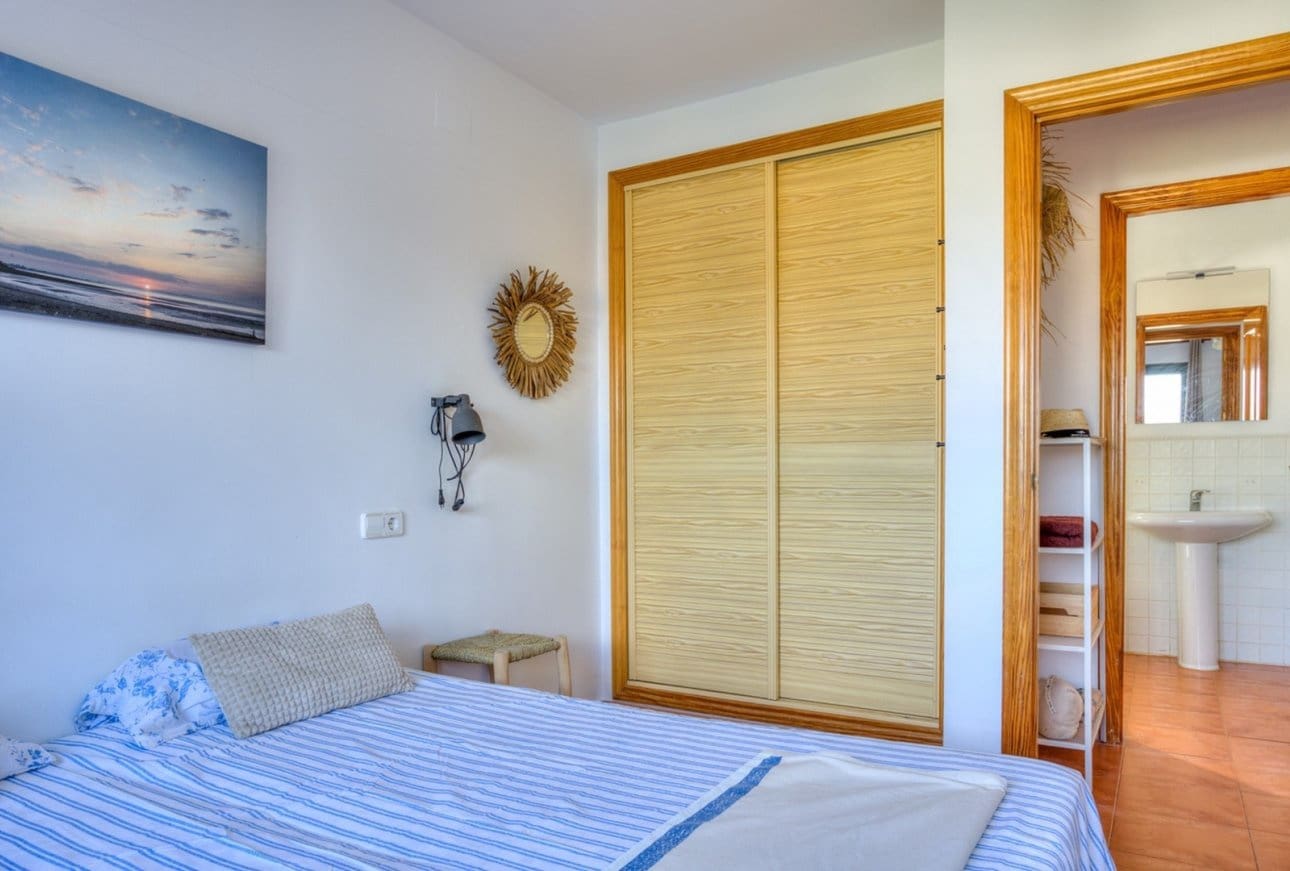 3 bedroom Villa for sale in Moraira with pool garage - € 365,000 (Ref: 10144972)