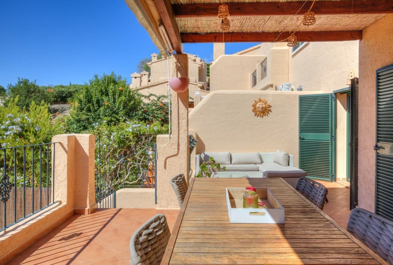 3 bedroom Villa for sale in Moraira with pool garage - € 365,000 (Ref: 10144972)