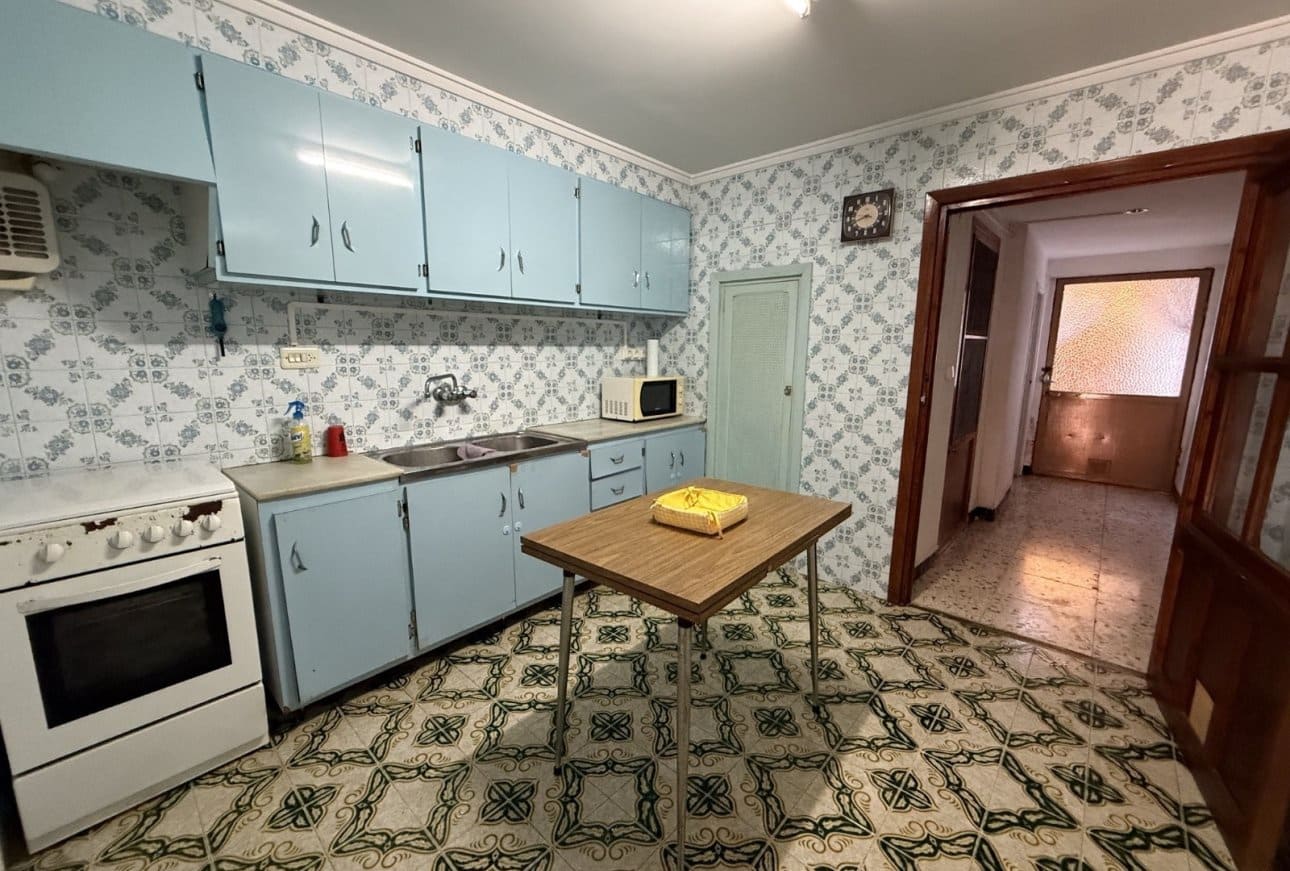 4 bedroom Townhouse for sale in Vall de Laguart - € 130,000 (Ref: 10163440)