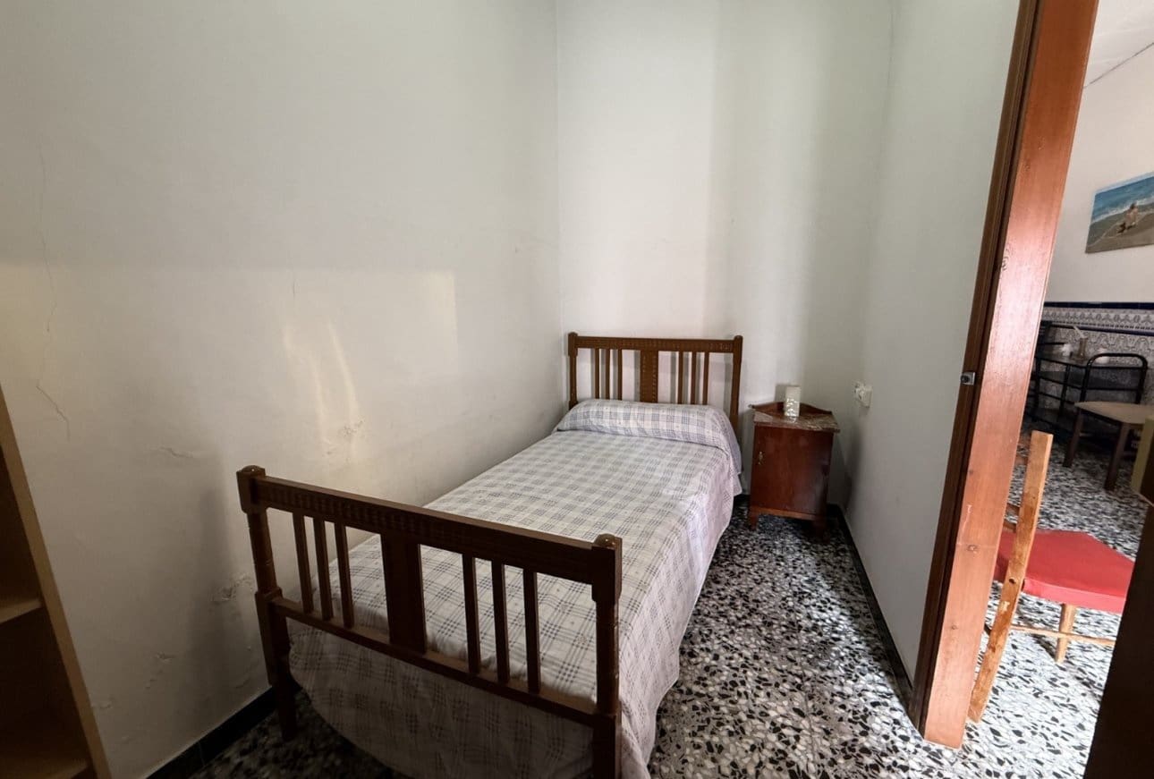 4 bedroom Townhouse for sale in Vall de Laguart - € 130,000 (Ref: 10163440)