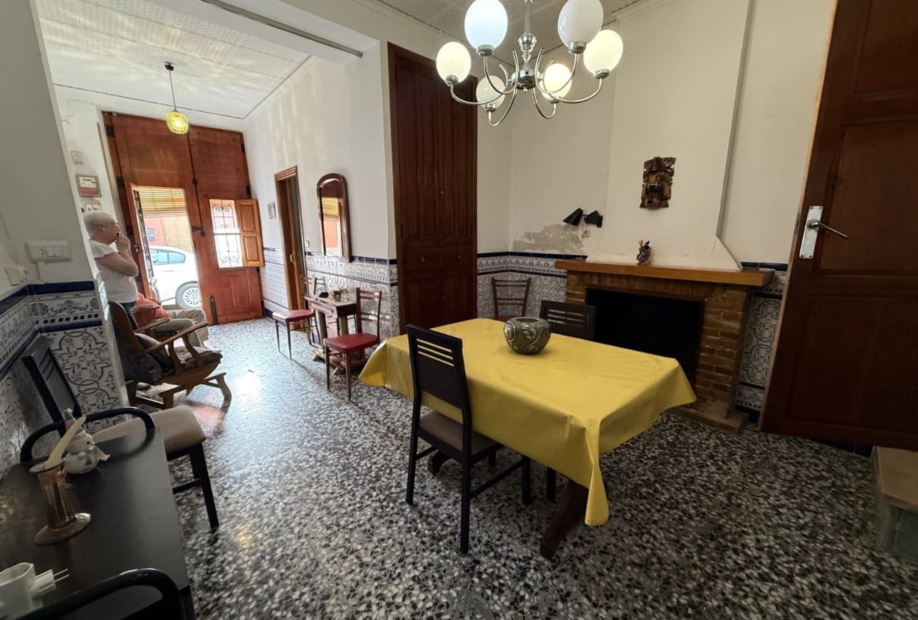 4 bedroom Townhouse for sale in Vall de Laguart - € 130,000 (Ref: 10163440)